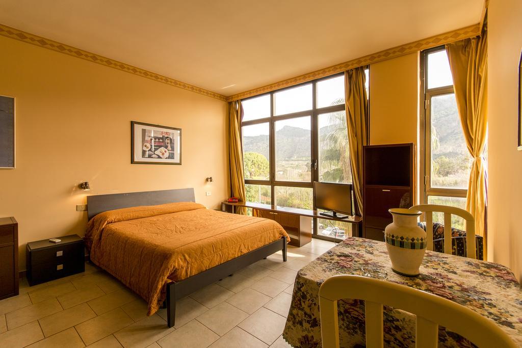 Case Vacanza Cleotto Hotel Palermo Szoba fotó